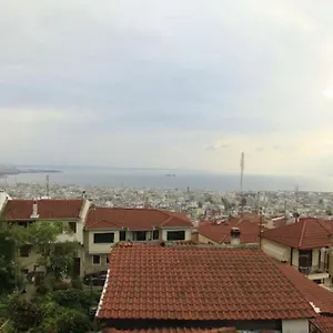 https://thessaloniki-panoramic-views-of-center.hotels-of-thessaloniki.com